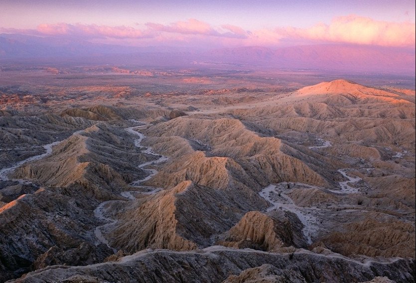 badlands1.jpg
